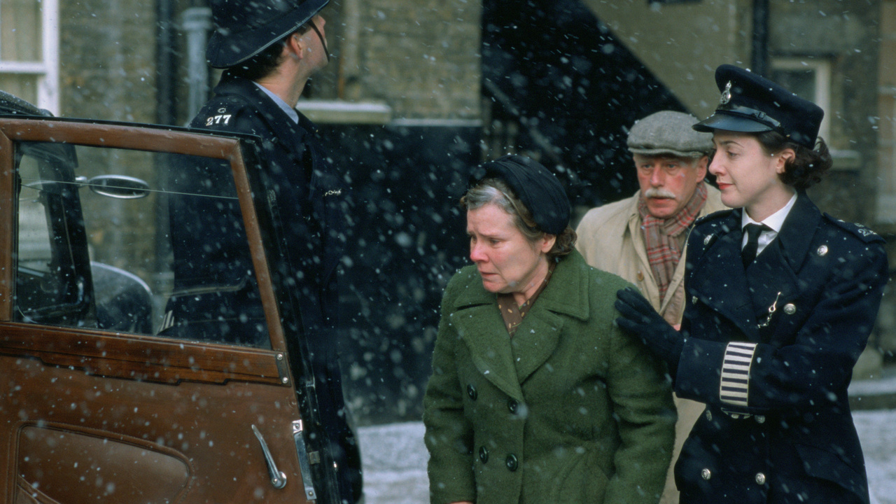 O Segredo de Vera Drake (2004)